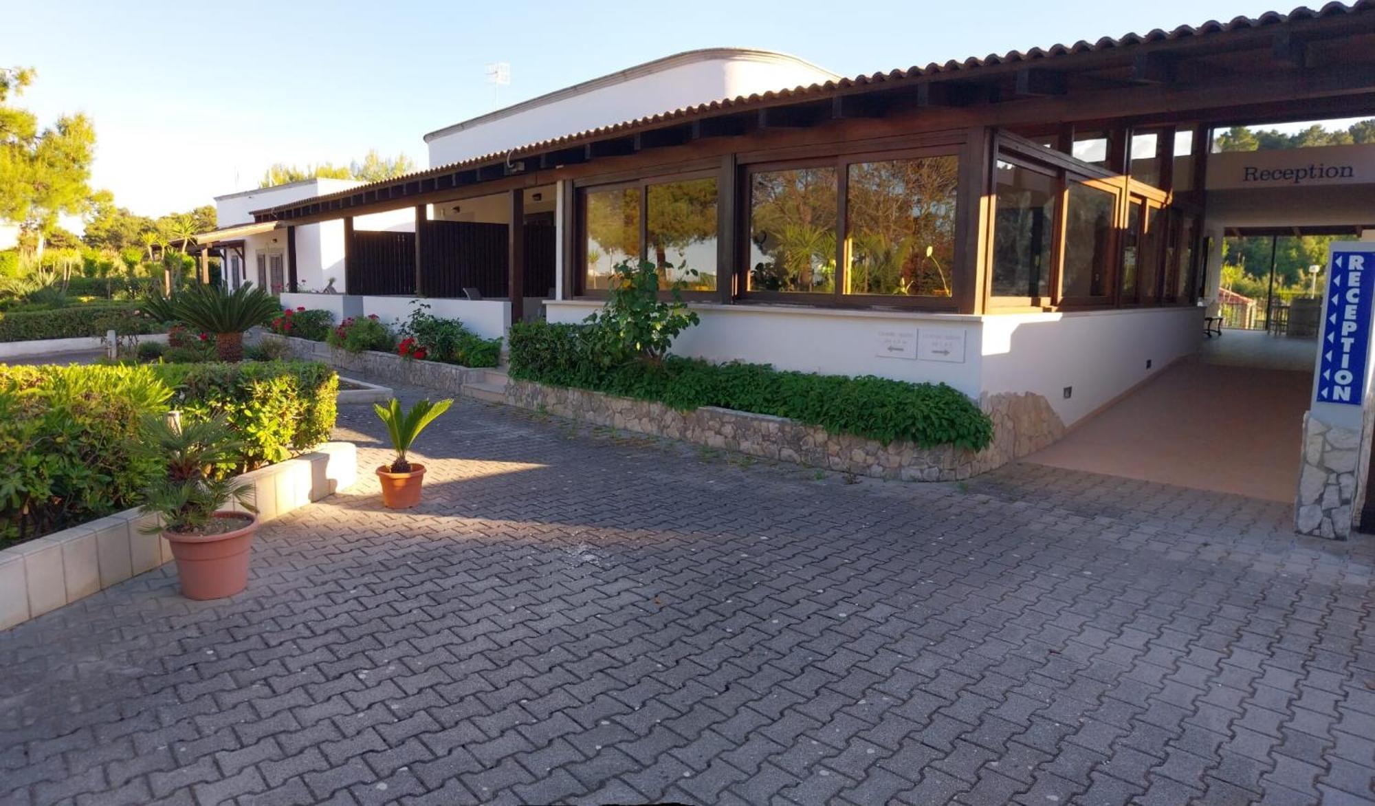 Hotel Parco Carabella Vieste Exterior photo