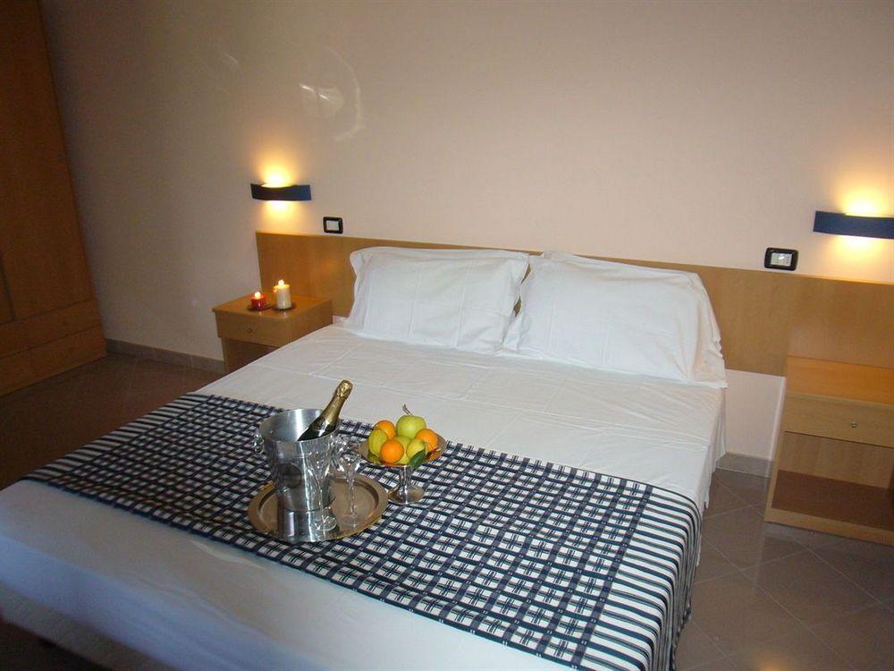 Hotel Parco Carabella Vieste Exterior photo